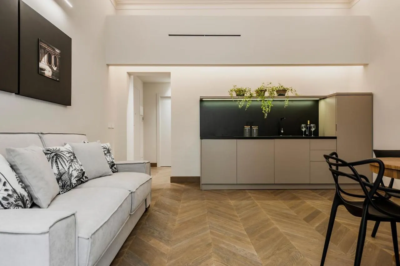 Ferrini Home - Etnea Portrait Catania Italy