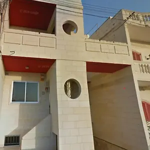  Homestay Luqa Rooms Malta